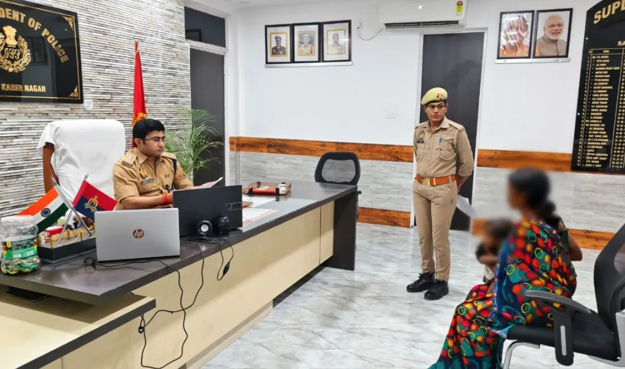 पुलिस अधीक्षक संतकबीरनगर द्वारा समस्याओं को सुनकर त्वरित निस्तारण हेतु दिए गए आवश्यक निर्देश