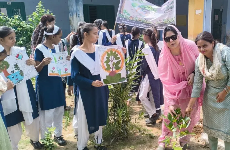 पर्यावरण संरक्षण हमारी आस्था, आने वाली पीढ़ियों के लिए करें वृक्षारोपण: फात्मा रजा 