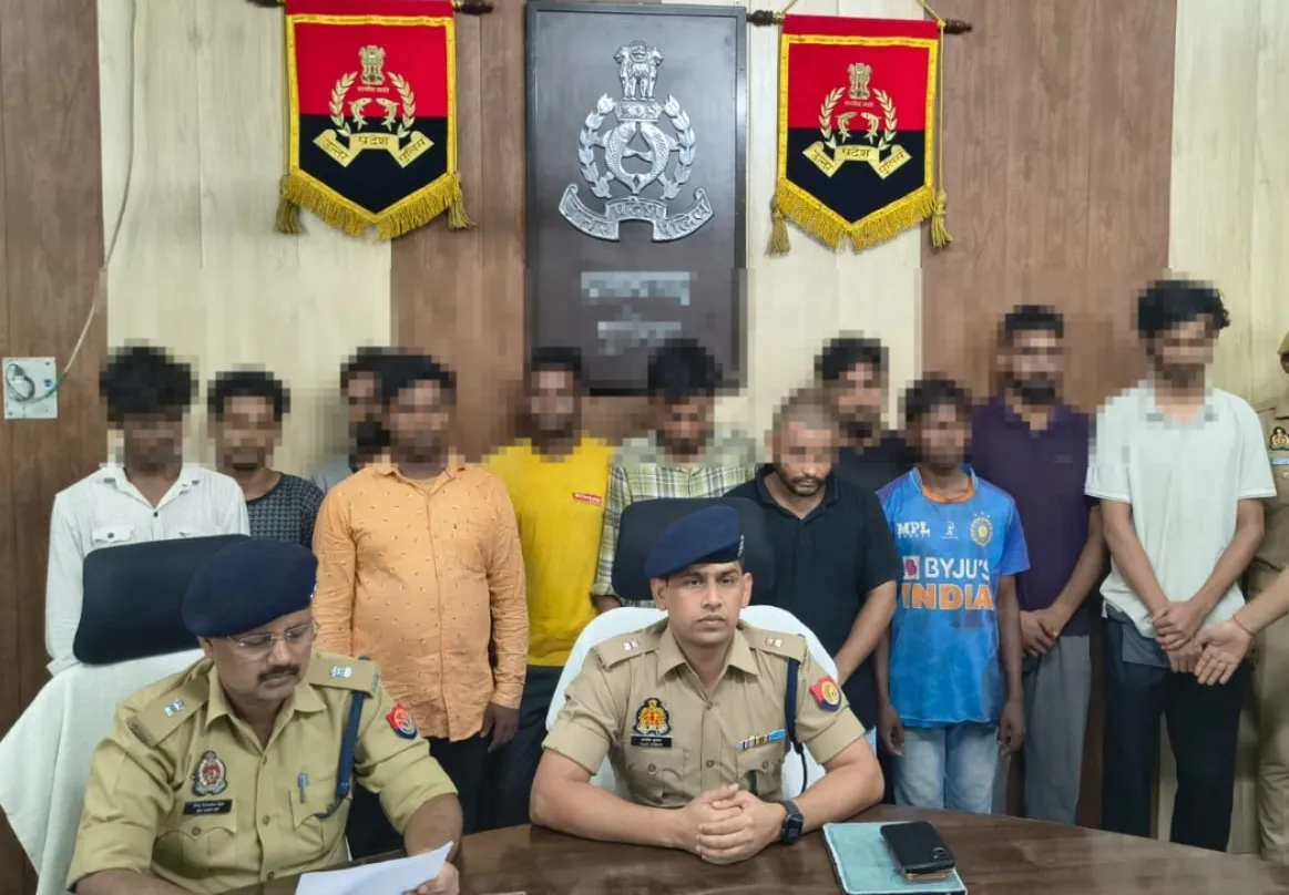 जनपद प्रतापगढ़ में साइबर अपराधियों के विरुद्ध की गई कार्यवाही में 14 अभियोग पंजीकृत व 34 अभियुक्तों के विरुद्ध की गयी कार्यवाही