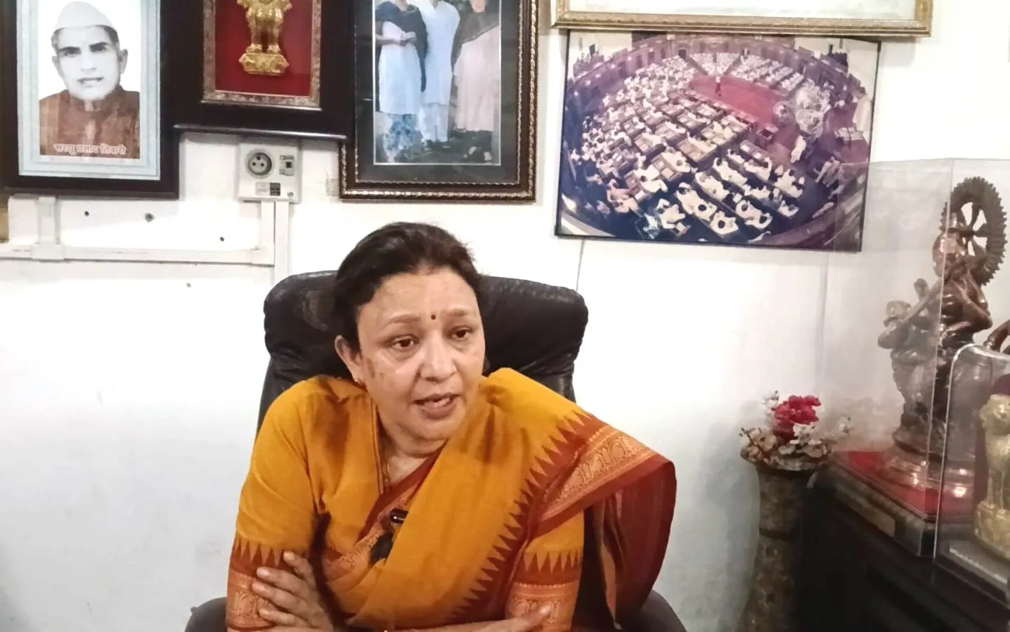 पेपरलीक तथा चढ़ावा चंदा चोरी को लेकर विधानसभा में सरकार को घेरेगी कांग्रेस-मोना