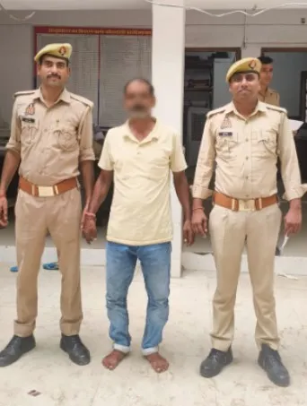 धोखाधड़ी/कूटरचित दस्तावेज के माध्यम से जमीन एग्रीमेन्ट करने के 01 अभियुक्त को किया गया गिरफ्तार