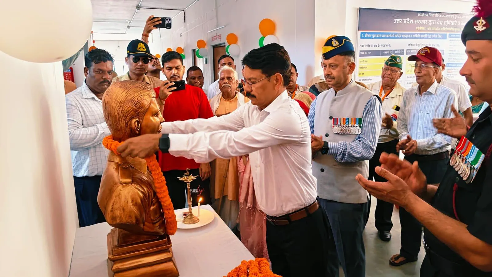 कारगिल विजय दिवस के अवसर पर अमर बलिदानियों को दी गई भावभीनी श्रद्धांजलि
