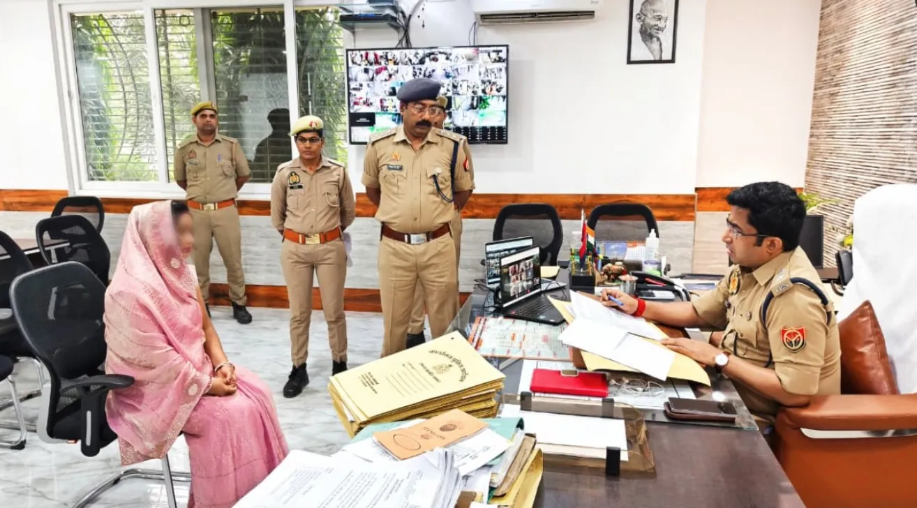 एसपी द्वारा समस्याओं को सुनकर त्वरित निस्तारण हेतु दिए गए आवश्यक निर्देश