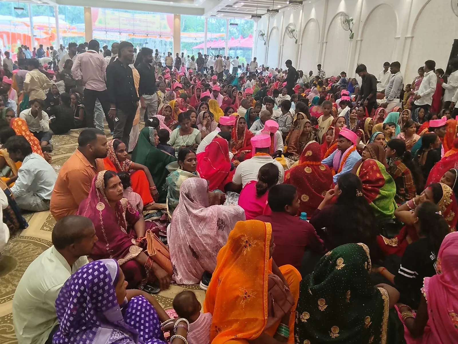 मुख्यमंत्री सामूहिक विवाह योजनान्तर्गत 51 जोड़ों का विवाह हुआ सम्पन्न