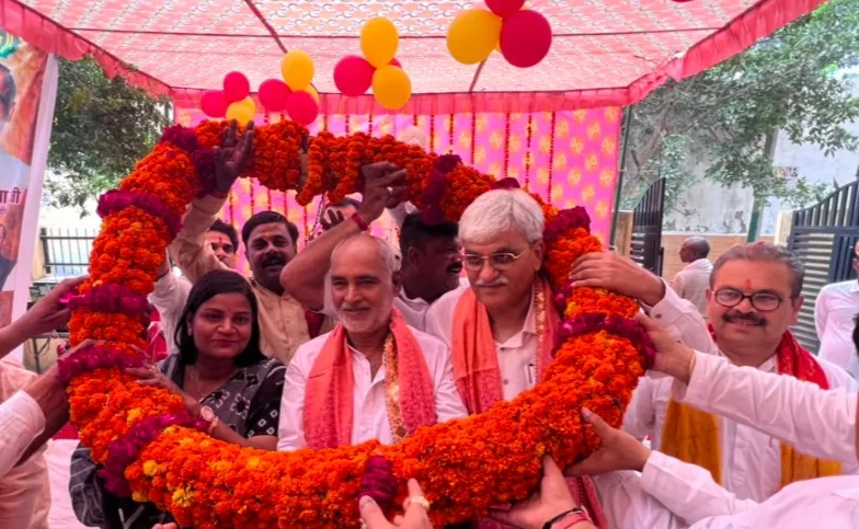 धूमधाम से मनाया गया शहीद मंगल पाण्डेय का जन्मोत्सव