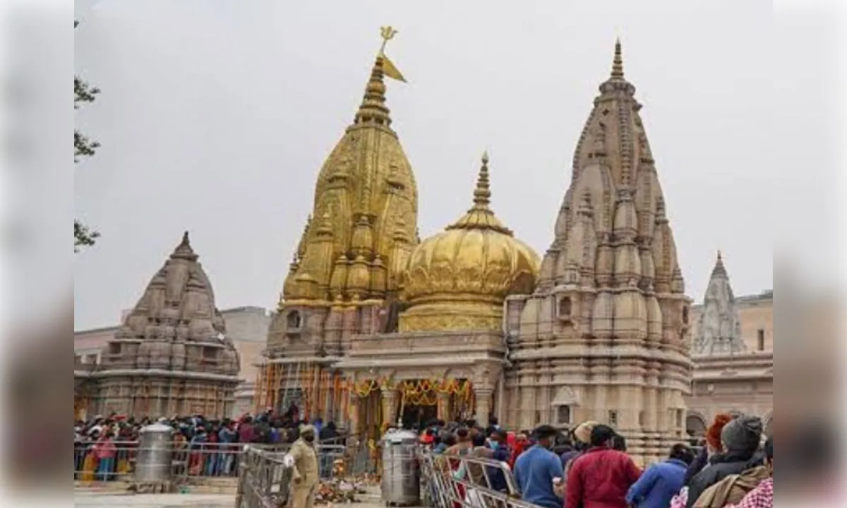 सावन में बाबा विश्वनाथ के दर्शन होंगे सुगम, काशी विश्वनाथ धाम में सुरक्षा व सुविधाओं पर मंथन