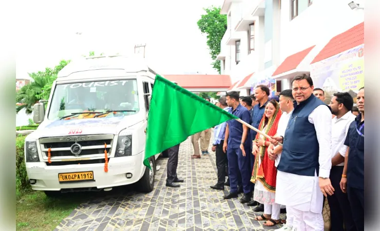 सीएम धामी ने मानसरोवर यात्रा के पहले दल को हरी झंडी दिखाकर किया रवाना सीएम