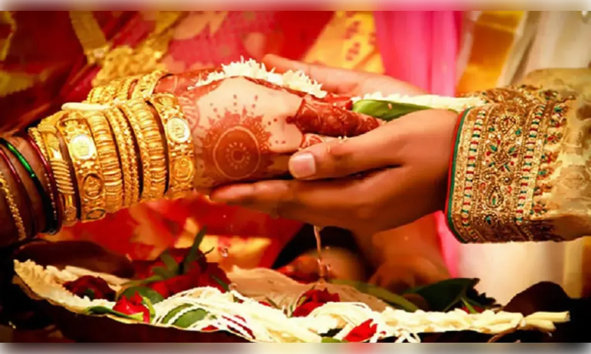 पगफेरे से लौटते समय नवविवाहिता लापता, पति ने जेवर और नकदी लेकर भागने का लगाया आरोप