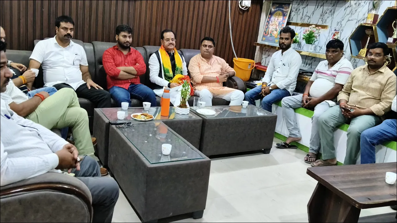 मुंबई और यूपी में धूमधाम से मना पूर्व विधायक बृजेश मिश्र ‘सौरभ’ का जन्मदिवस