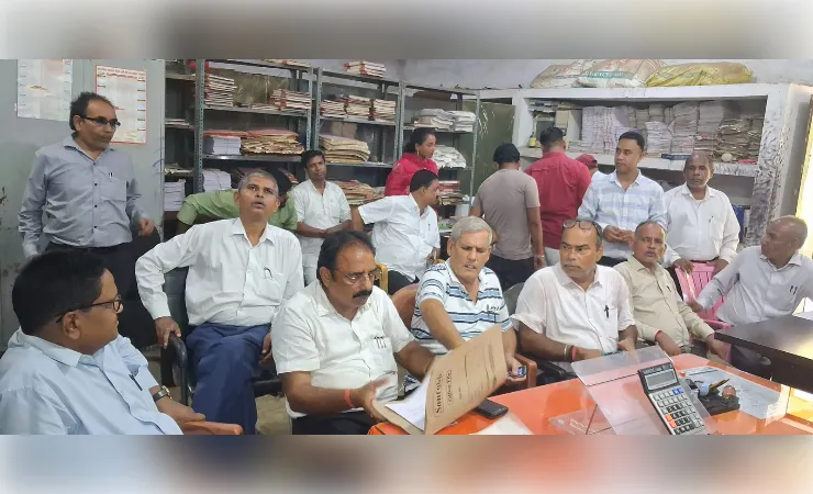 बड़े सर्किल रेट पर अधिवक्ताओं ने दर्ज कराई आपत्ति