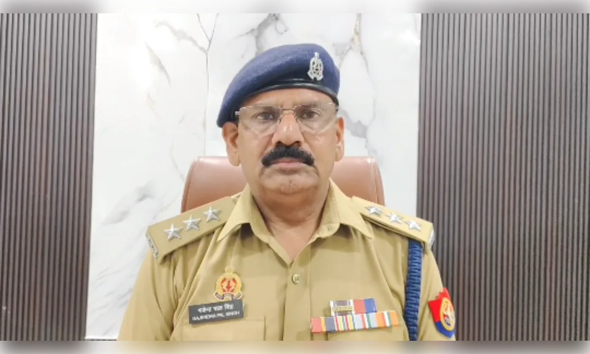 ससुर के व्यवहार से परेशान थी बहू? ब्लेड हमले के बाद पुलिस जांच शुरू