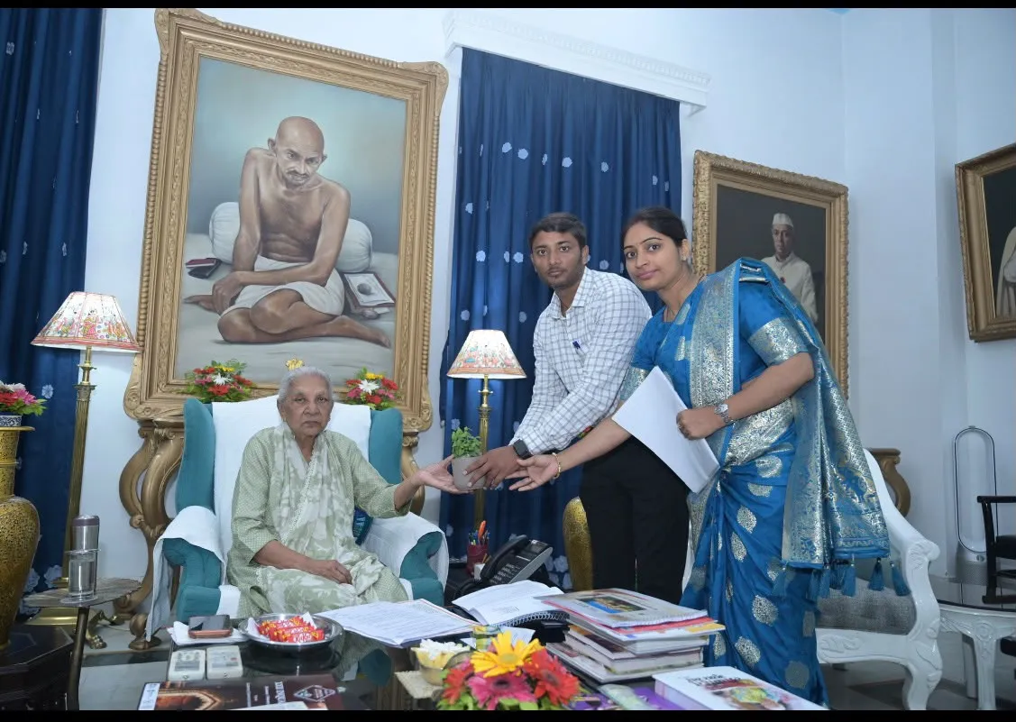 राज्यपाल से मिला नर्सेज फेडरेशन,सौंपा ज्ञापन 