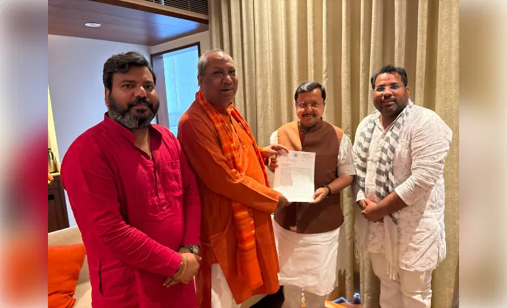 कैबिनेट मंत्री डॉ. संजय निषाद ने की भाजपा के राष्ट्रीय अध्यक्ष से भेंट