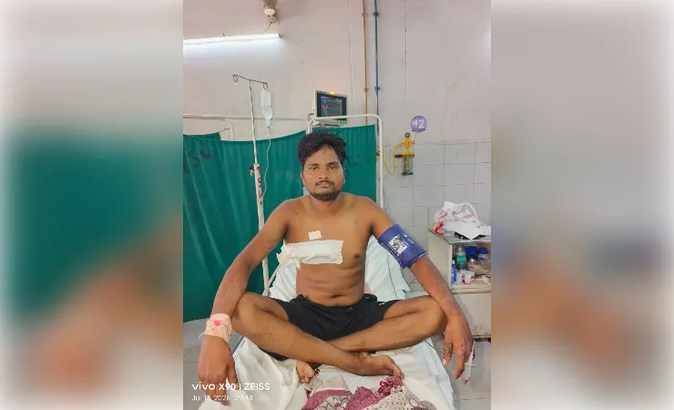 डॉक्टरों ने निकाला छाती में धारदार हथियार,दिया जीवनदान 