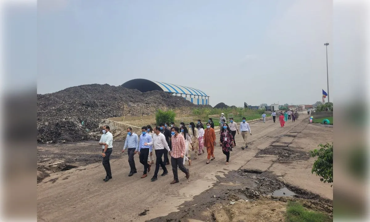प्रशिक्षु डिप्टी कलेक्टरों ने नगर निगम की वैज्ञानिक कूड़ा निस्तारण प्रणाली को समझा