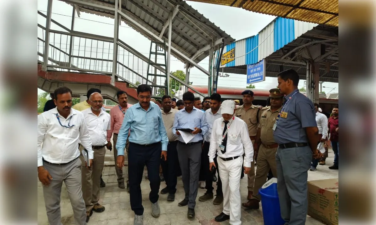 लखनऊ-सुल्तानपुर-जौनपुर रेलखंड का DRM ने किया निरीक्षण, विकास कार्यों की समीक्षा