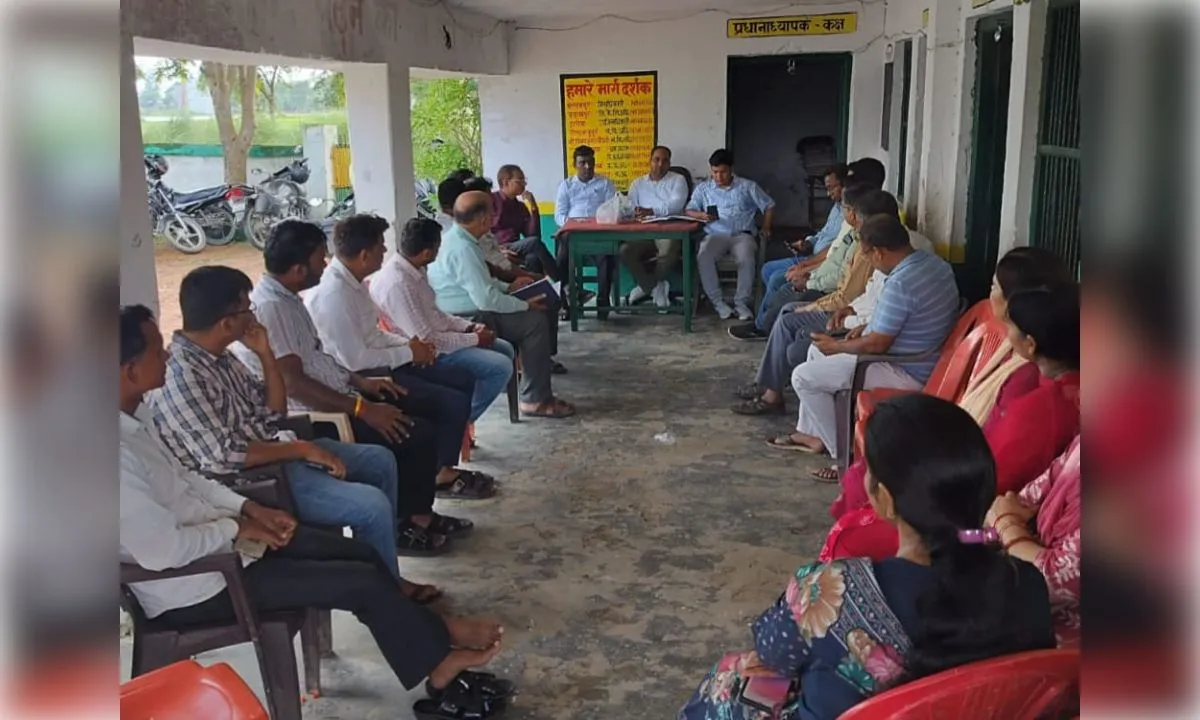 निपुण भारत मिशन के लक्ष्यों को समयबद्ध पूरा करने पर दिया गया जोर