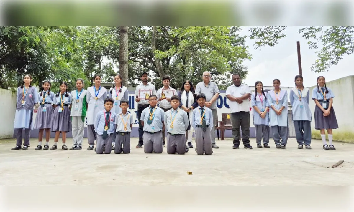 समेली प्रखंड स्थापना दिवस समारोह में सुतारा में ही मिशन स्कूल का शानदार प्रदर्शन