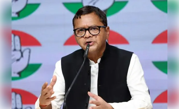 गरीबों और राज्यों के लिए बोझ साबित होगा वीबी जी राम जी अधिनियम: कांग्रेस