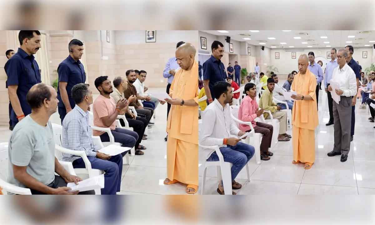 जनता दर्शन में सीएम योगी ने सुनी फरियाद, खिलाड़ियों से संवाद कर बढ़ाया हौसला