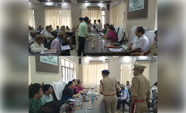 संपूर्ण समाधान दिवस में डीएम ने सुनीं 24 शिकायतें, तीन का मौके पर निस्तारण