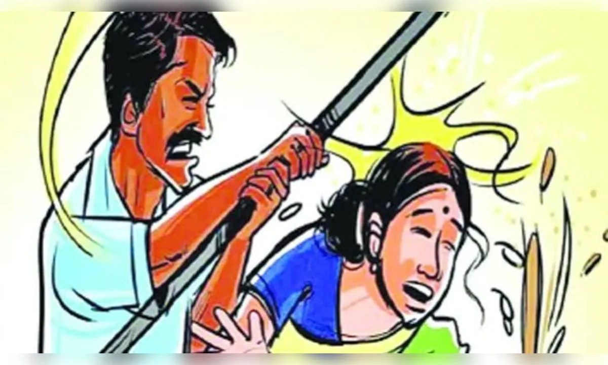 सगे भाईयों ने मां-बेटी को पीटा, जान से मारने की दी धमकी,  हालत गम्भीर