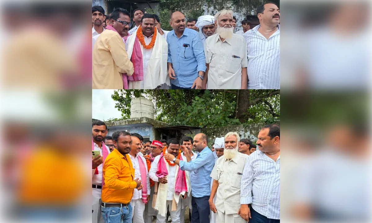 उतरौला में बाबा साहेब अंबेडकर वाहिनी के राष्ट्रीय अध्यक्ष का भव्य स्वागत