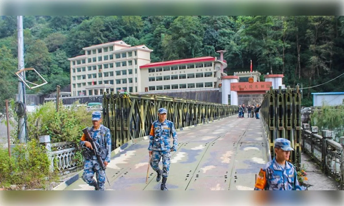 नेपाल-चीन व्यापार मार्ग के सीमा क्षेत्र में भूस्खलन, बीओपी को नुकसान