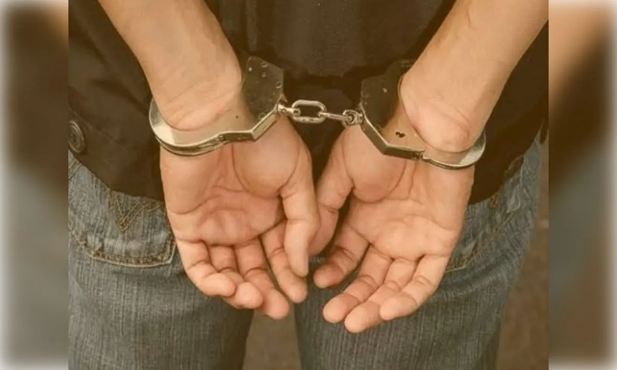 केरल में सोने की दुकान से चोरी कर भागा युवक खड़गपुर में गिरफ्तार