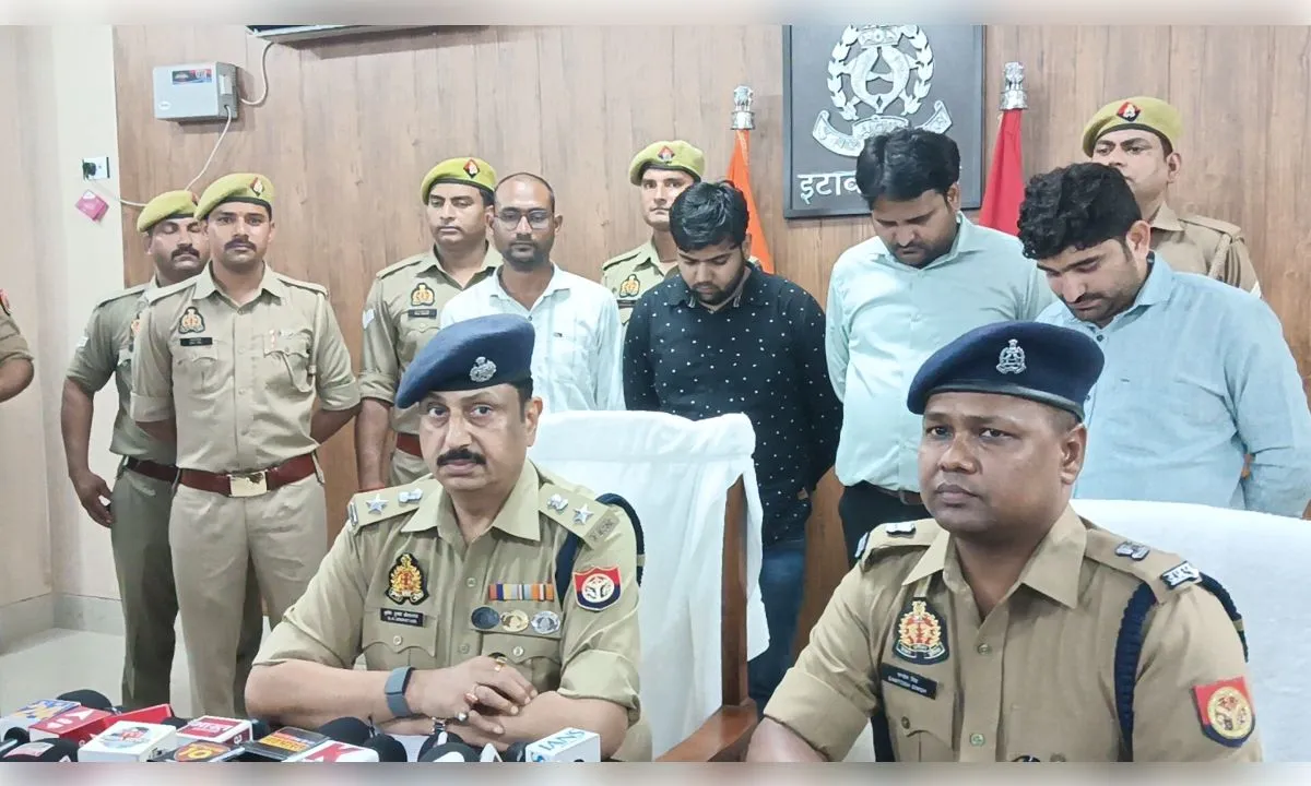इटावा पुलिस ने चार अंतरराज्यीय साइबर ठगों को किया गिरफ्तार