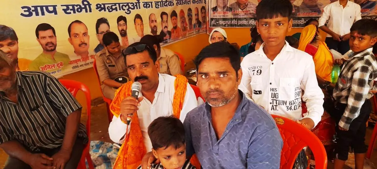  बिछुडे मिले माध्यम शिविर में 50 बच्चों सहित कांवड़ियों को अपनों से मिलाया