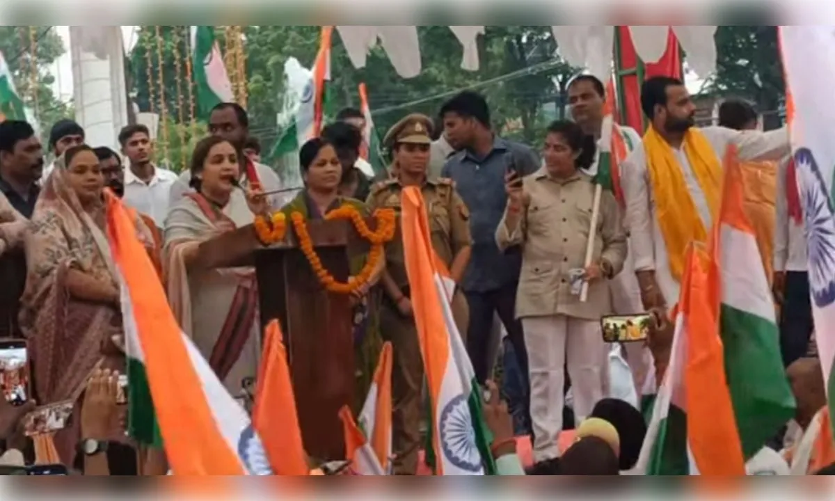अंबेडकरनगर में गूंजा राष्ट्रभक्ति का स्वर, हजारों भाजपा कार्यकर्ताओं ने निकाली  तिरंगा यात्रा