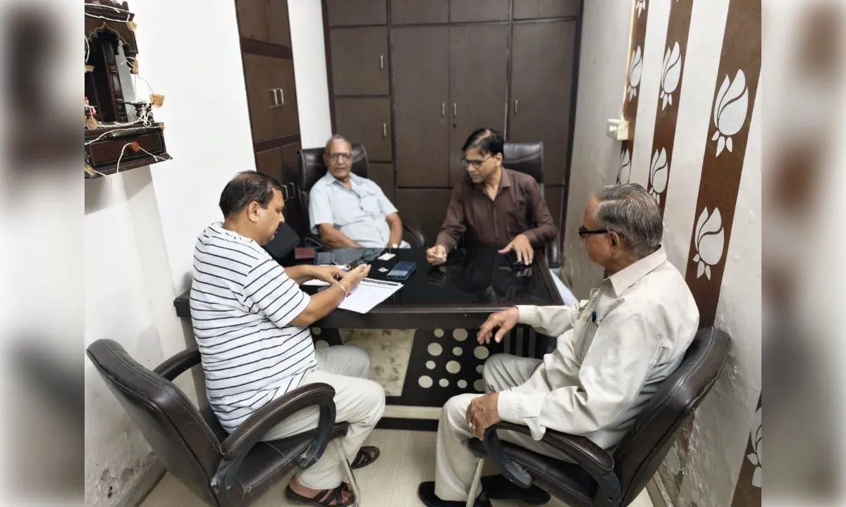 स्वास्थ्य लाभ लेकर गाजियाबाद लौटे आरडब्ल्यूए फेडरेशन के चेयरमैन आरके गर्ग