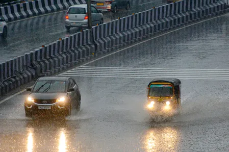 उत्तरी तमिलनाडु के चार जिलों में भारी बारिश की संभावना