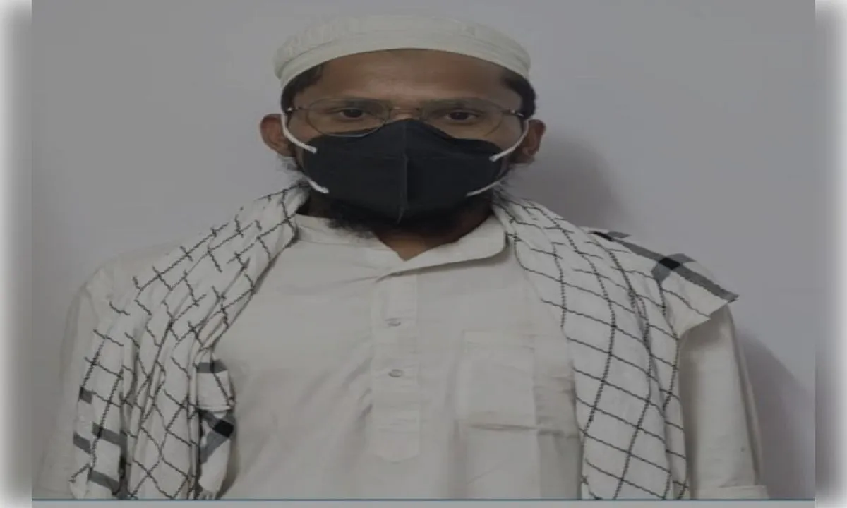 एटीएस की बड़ी कार्रवाई, पाकिस्तान में बैठे आतंकियों को पैसे भेजने वाला व्यक्ति गिरफ्तार
