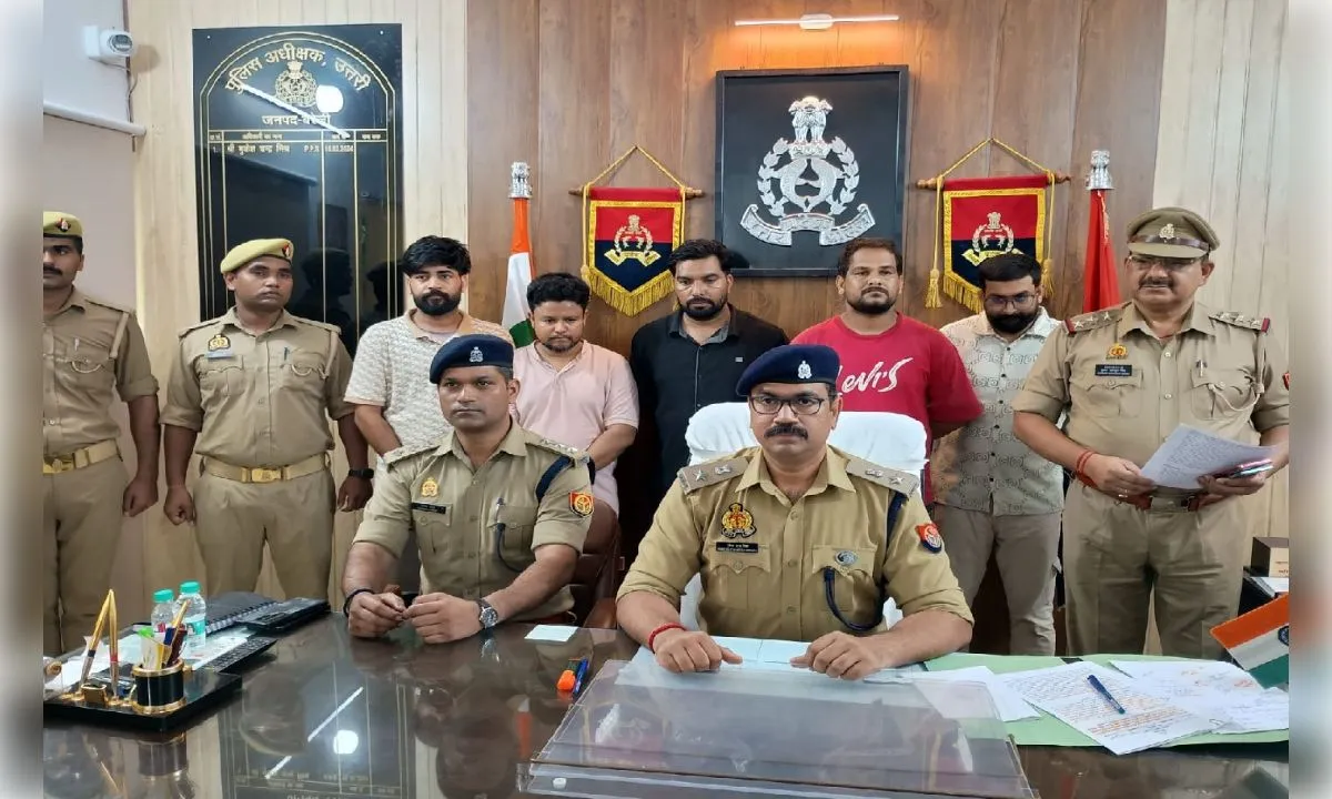 फर्जी आयुष्मान कार्ड बनाने वाले गिरोह का भंडाफोड़, पांच गिरफ्तार