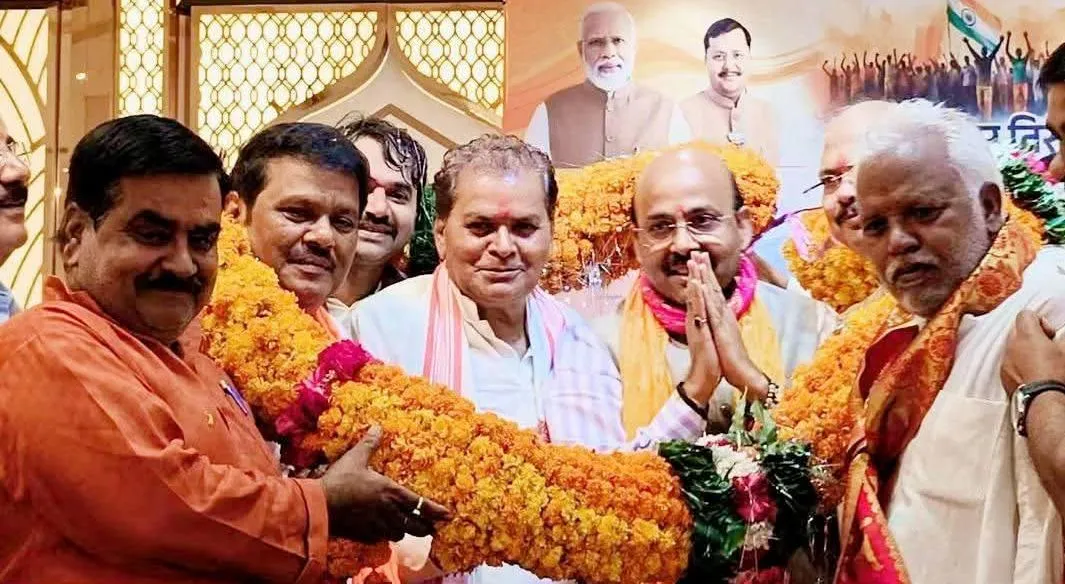 भाजपा क्षेत्रीय अध्यक्ष विनोद राय का बस्ती में प्रथम आगमन पर भव्य स्वागत