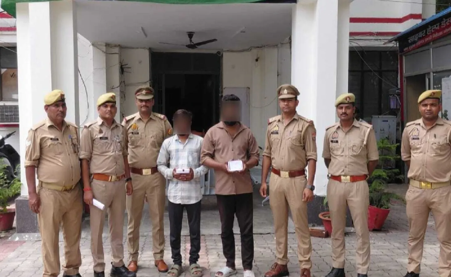 गुडंबा में चेन स्नैचिंग का खुलासा, दो शातिर आरोपी गिरफ्तार