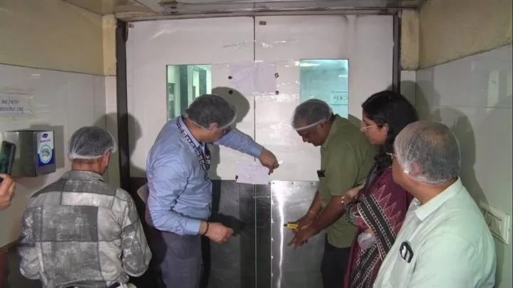 इंदौरः सयाजी होटल की खाद्य अनुज्ञप्ति निलंबित, किचन सील