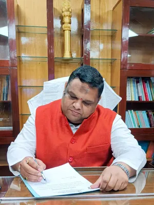 पंजाब CM भगवंत मान की पत्नी पर दुष्कर्म केस दबाने के आरोप