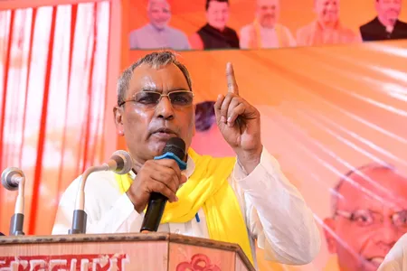 ओम प्रकाश राजभर का अखिलेश यादव पर हमला