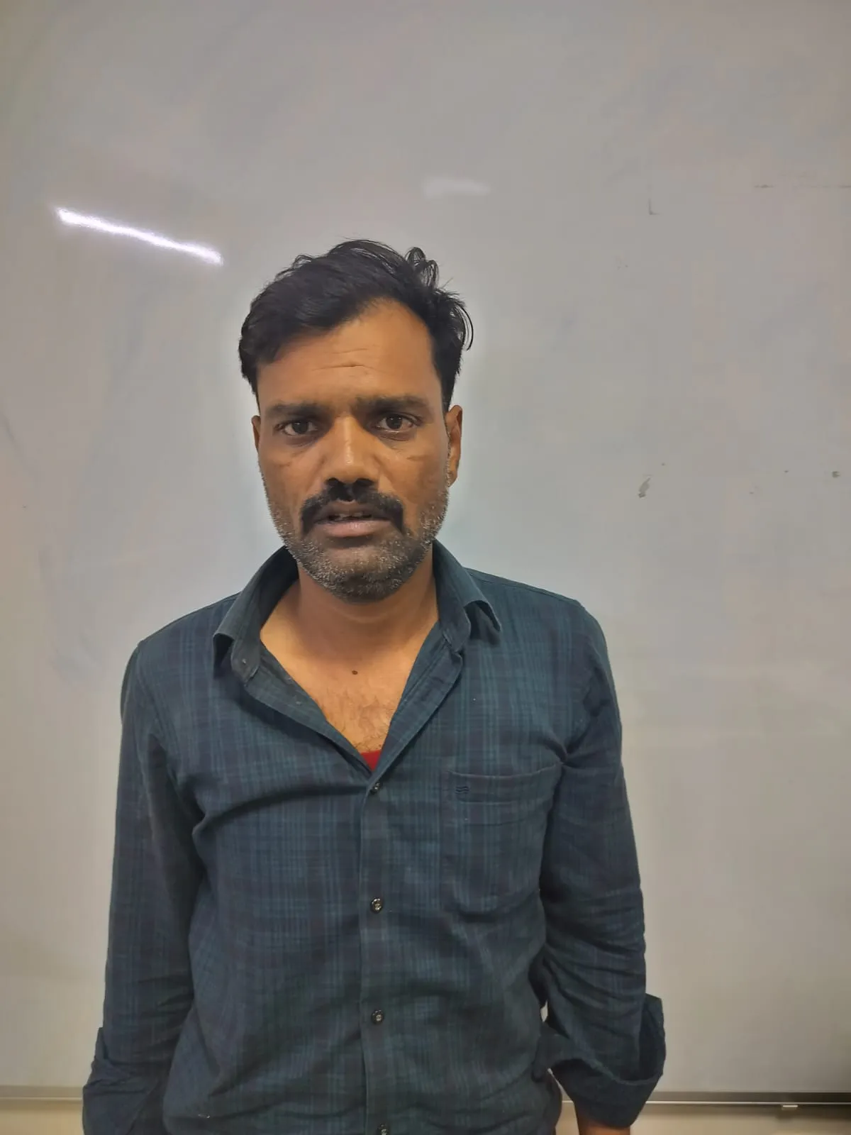 इंदिरा नगर में लूट-हत्या के मुख्य आरोपी को एसटीएफ ने बाराबंकी से दबोचा