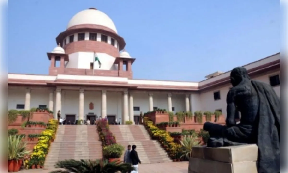 लखनऊ कोर्ट परिसर में अवैध निर्माण पर सुप्रीम कोर्ट सख्त, हटाने का आदेश