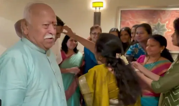 न्यूयॉर्क पहुंचे RSS प्रमुख मोहन भागवत, मैडिसन स्क्वायर गार्डन में करेंगे सभा को संबोधित