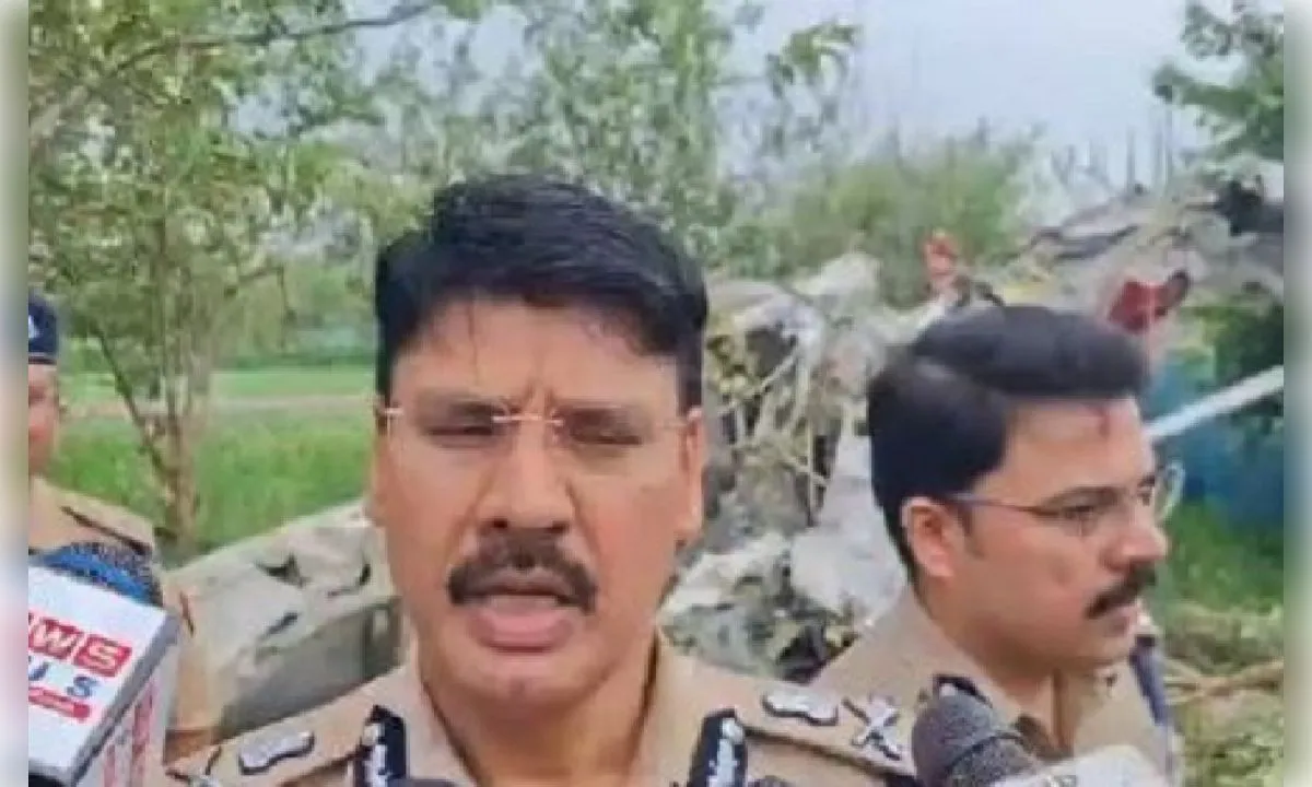  कानपुर में प्रशिक्षण विमान दुर्घटनाग्रस्त, दो पायलटों की मौत
