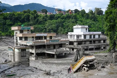 नेपाल बाढ़ के बाद तेलंगाना के 22 लोग लापता, सरकार ने बढ़ाई निगरानी