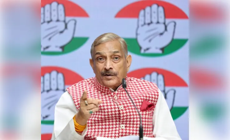 सुप्रीम कोर्ट की निगरानी में एसआईटी करे राम मंदिर चढ़ावा चोरी की जांच : कांग्रेस