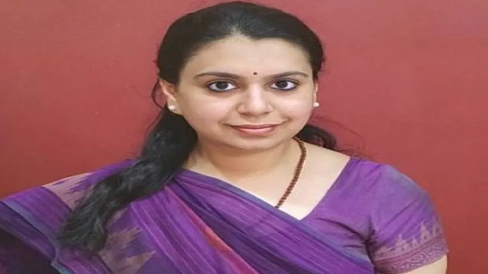  IAS अधिकारी दिव्या मित्तल ने 13 साल की प्रशासनिक सेवा के बाद दिया इस्तीफा