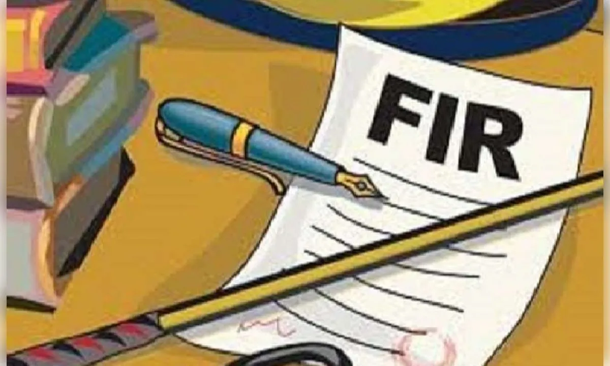    टैंकर में बना रखा था चोरी का गुप्त हौज, 210 लीटर डीजल बरामद