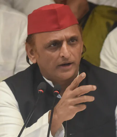 अखिलेश यादव का योगी सरकार पर हमला, बोले- ‘भ्रष्टाचार में डूबी सरकार